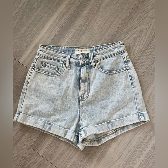 PacSun Pants - Pacsun high rise mom shorts